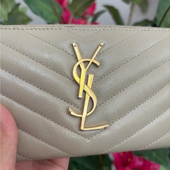Yves Saint Laurent Tan Quilted Wallet - Picture 7 of 12
